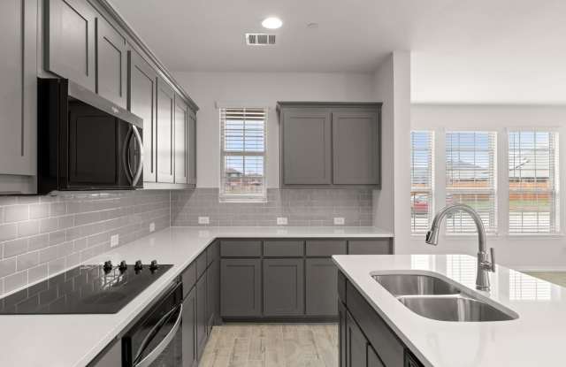 4511 Avion Drive Gallery 4