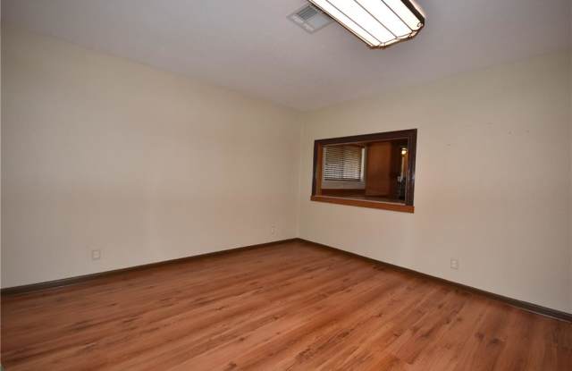 209 Llano Dr Gallery 4