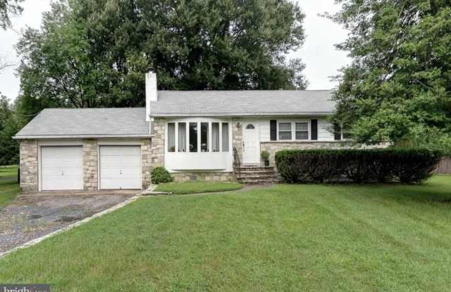 605 UNION MILL ROAD photos photos