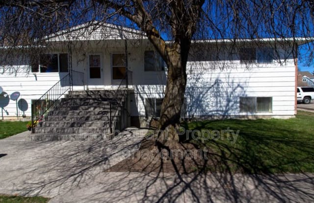 2204 St. Clair Rd - 2204 Saint Clair Road, Idaho Falls, ID 83404