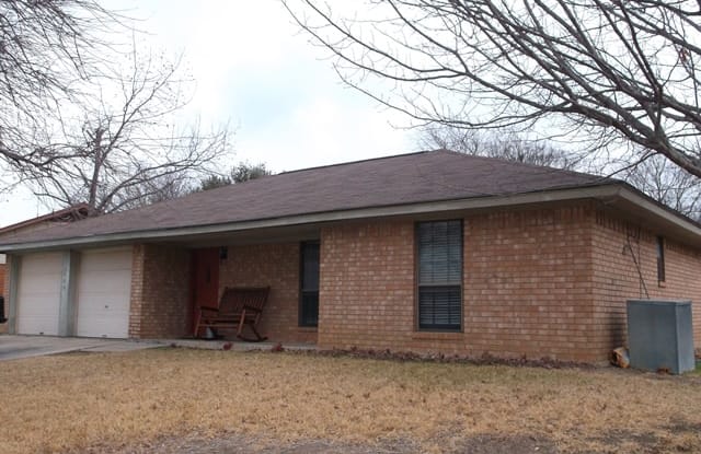 205 East Hogan Drive photos photos 205 East Hogan Drive photos photos