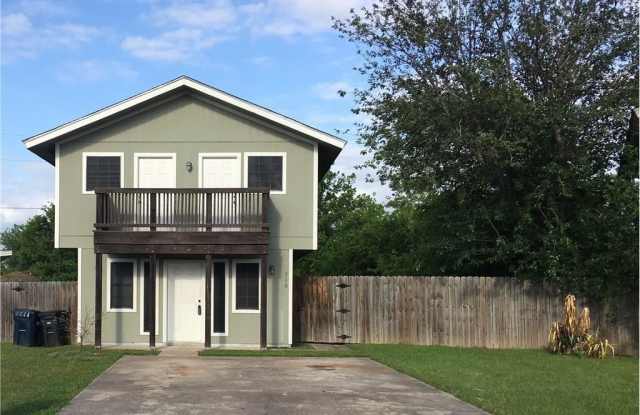 710 Swiss Court - 710 Swiss Court, College Station, TX 77840