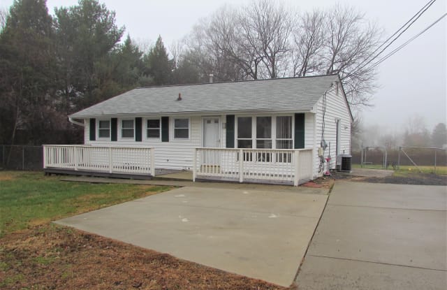 5024 Backlick Rd - 5024 Backlick Road, Annandale, VA 22003