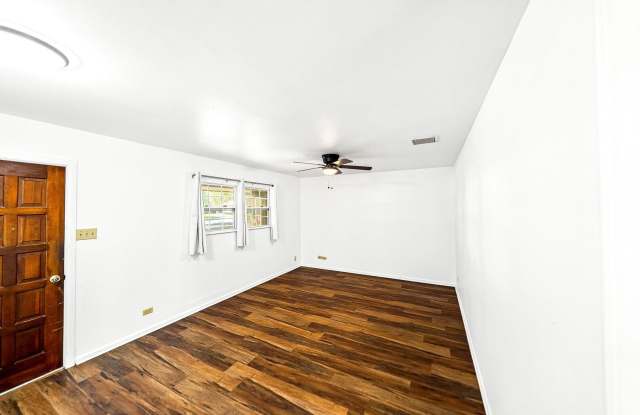 145 VALLEY OAK DR Gallery 3