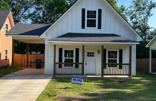 2515 W. Harold st - 2515 West Harold Street, Gladewater, TX 75647