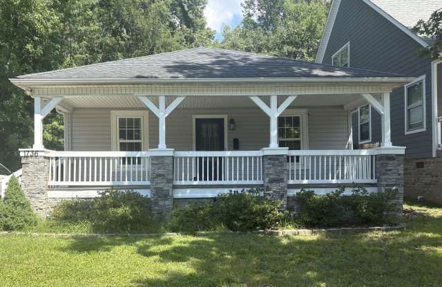 Gorgeous 3 Bedroom Home in Belmont Neighborhood! photos photos Gorgeous 3 Bedroom Home in Belmont Neighborhood! photos photos