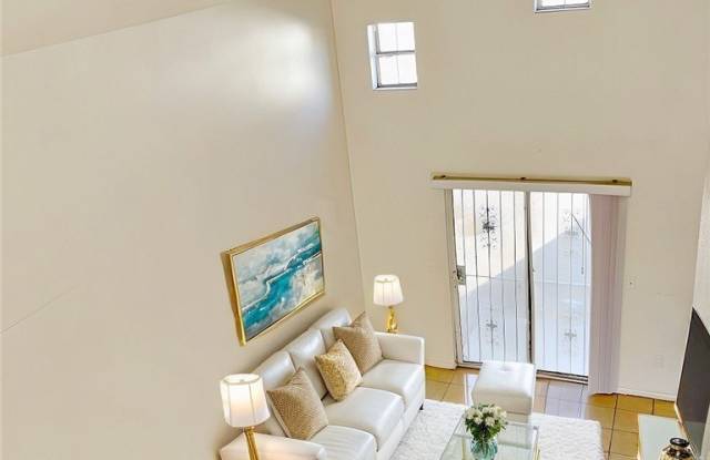 6168 Bluehill Avenue Gallery 2