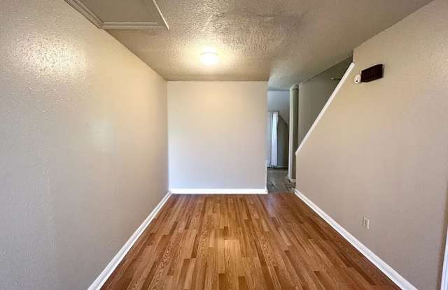 TOWNHOME AVAILABLE FOR RENT IN LAFAYETTE! Gallery 3
