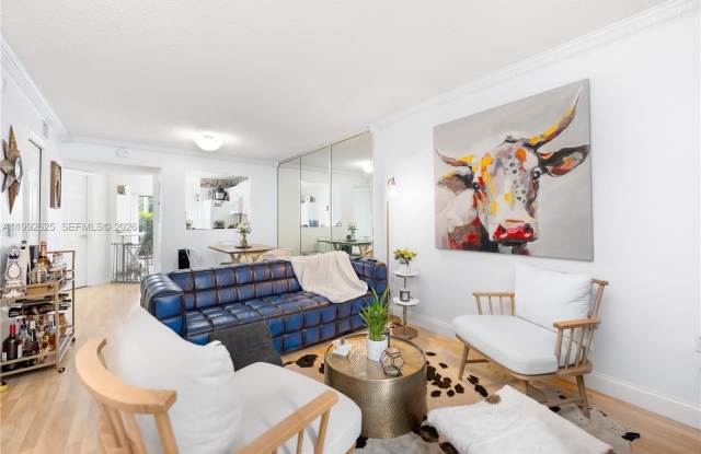 7760 NW 22nd St photos photos