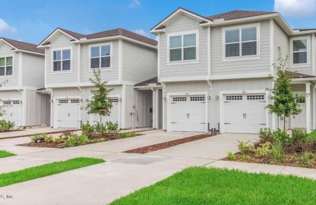 624 2ND AVE N - 624 2nd Avenue North, Jacksonville Beach, FL 32250