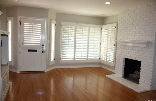 449 Seaward Gallery 2