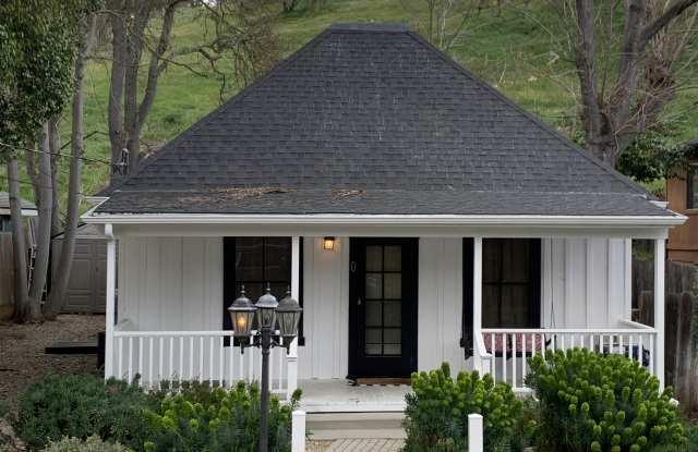 177 Pacific Avenue - 177 Pacific Avenue, El Paso de Robles, CA 93446 177 Pacific Avenue - 177 Pacific Avenue, El Paso de Robles, CA 93446