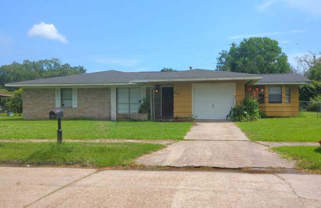 807 Camellia Ave, Orange TX 77630 - 507 Camellia Avenue, Orange, TX 77630