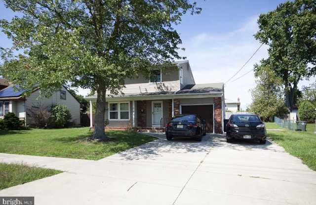 10 SHERWOOD Lane Gallery 1