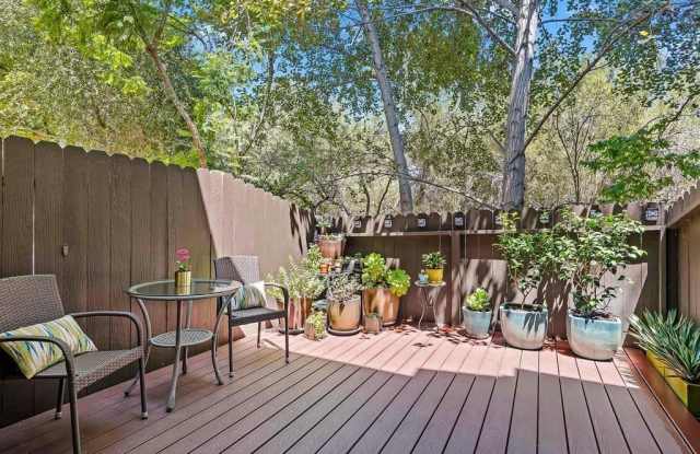 345 Kellogg Way photos photos