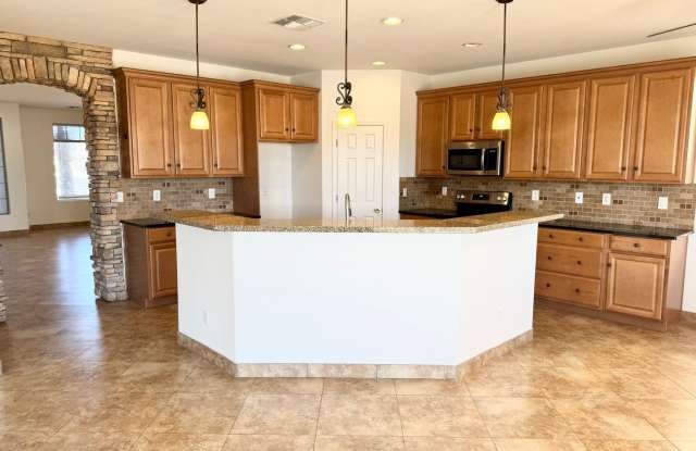 Two Story 4 bed/3 bath home with a loft! Close to Shopping  Restaurants - 7003 South 55th Lane, Phoenix, AZ 85339