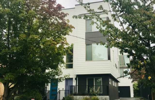 4314 26th Ave SW - 4314 26th Ave SW, Seattle, WA 98106