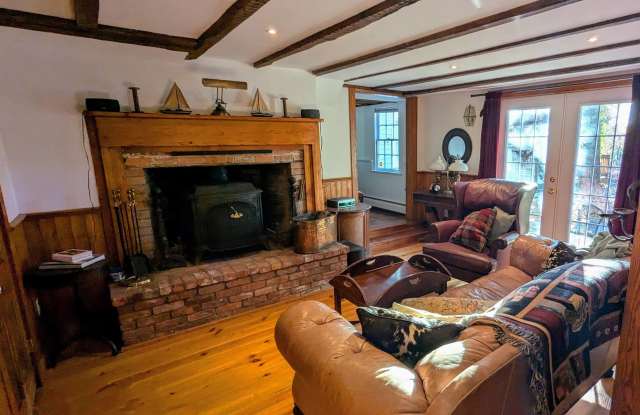49 Hollow Tree Ridge Road Gallery 2