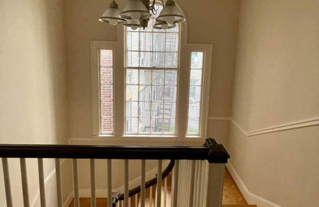 1860 Commonwealth Ave. Gallery 3