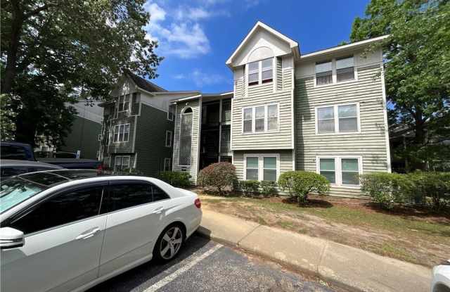 1025 Wood Creek DriveUnit 5 photos photos