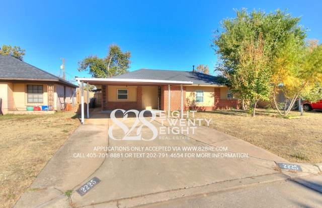 What a Deal! Spacious 4 Bed/2 Bath Brick Single Family Home Available NOW in SW OKC! Now Touring! - 2225 Southwest 60th Street, Oklahoma City, OK 73159