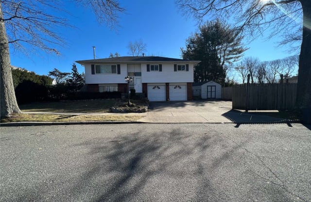 5 Inez Lane - 5 Inez Lane, Commack, NY 11725