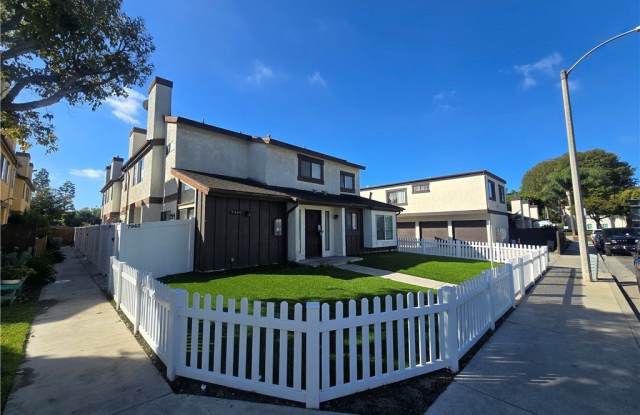 7942 Moonshadow photos photos