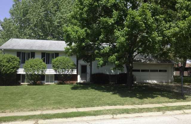 4 Bedroom 2 Bath House - 1330 Palmer Drive, West Lafayette, IN 47906