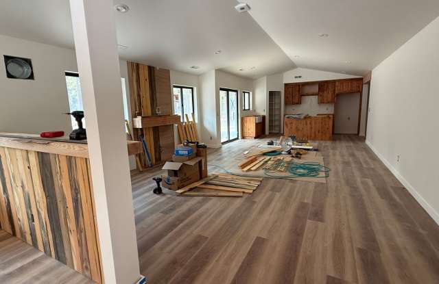 Custom Home on 1.6 Acres | 1,600 SF Shop | 26 Acres of River Access | Backs to BLM photos photos