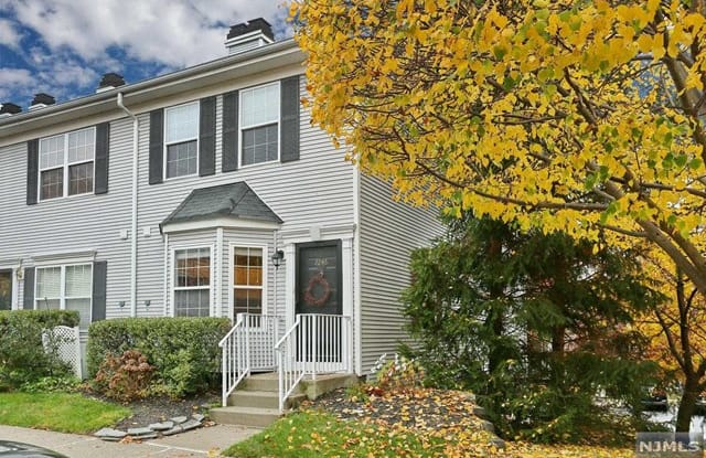 2246 Margaret Court - 2246 Margaret Court, Bergen County, NJ 07430