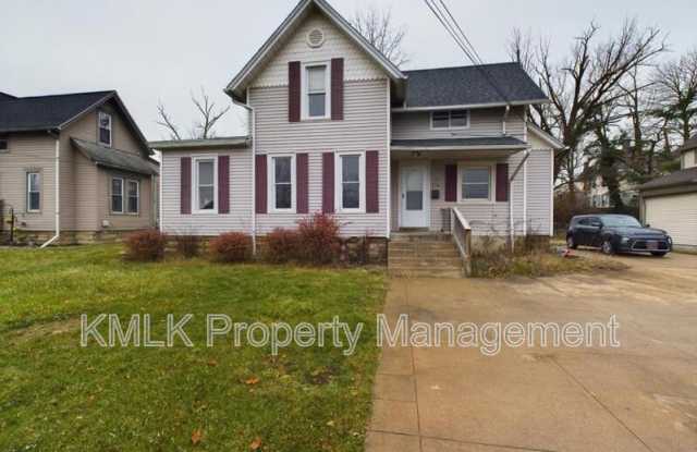 519 Blake Ave photos photos