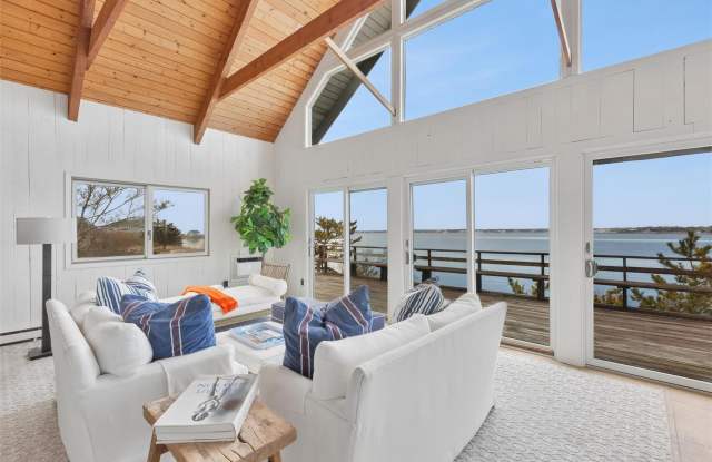 298 DUNE Road photos photos