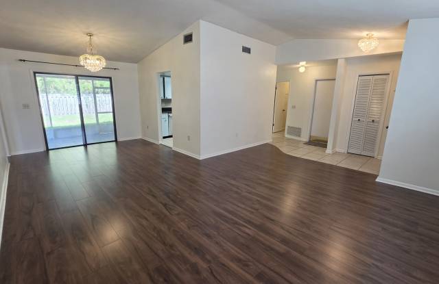 1624 Southwest 77th Terrace Gallery 3