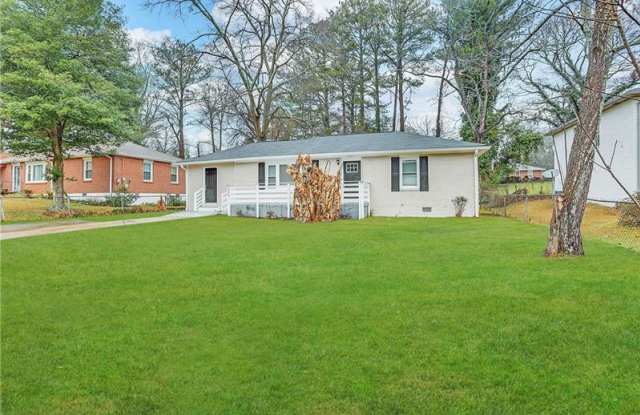 2490 Habersham Drive Gallery 2