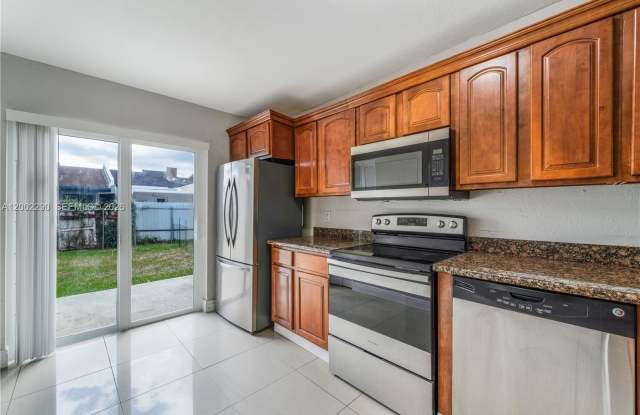 11310 SW 189th St photos photos
