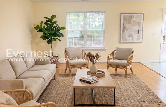 404 Valley Glen Drive Gallery 3