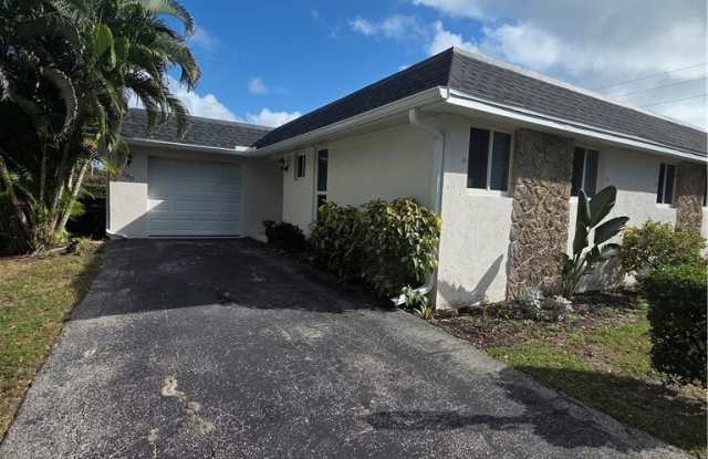 280 Lanchester Court photos photos