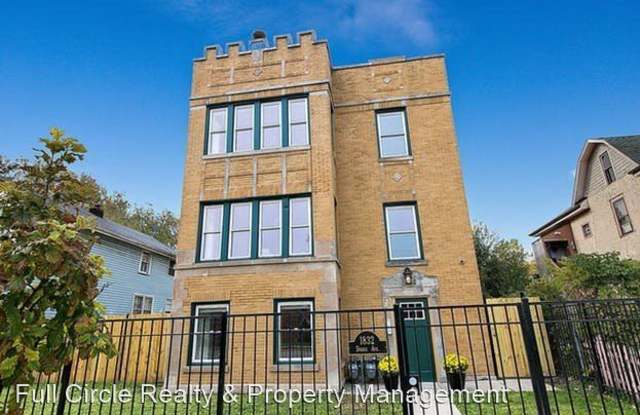 1832 Dodge Ave - 1832 Dodge Avenue, Evanston, IL 60201