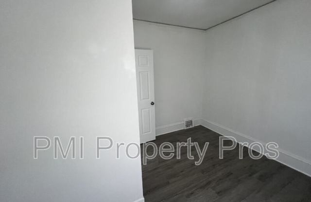 3284 North 30th Street photos photos