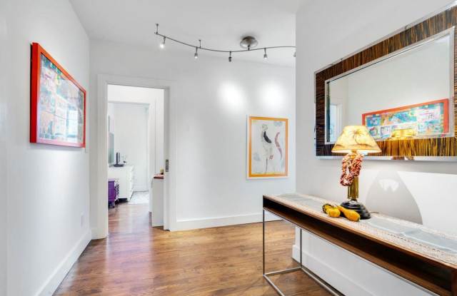 125 West 76th Street Gallery 3