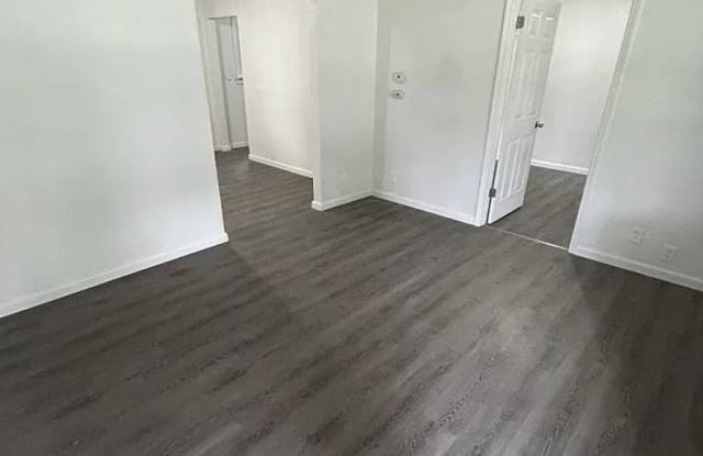 For Rent Gallery 4