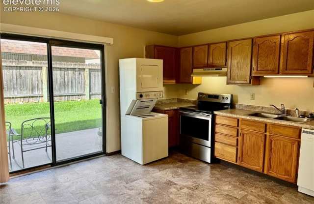 2617 E Uintah Street Gallery 4
