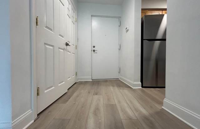 5802 ROYAL RIDGE Drive Gallery 3
