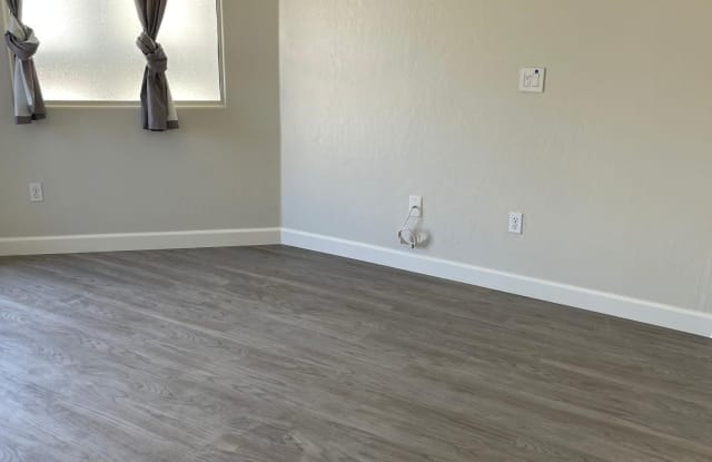 2118 E SALTSAGE Drive - 2118 East Saltsage Drive, Phoenix, AZ 85048