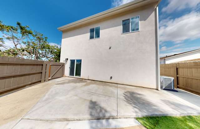 4BD house on Montezuma, Private Yard! photos photos