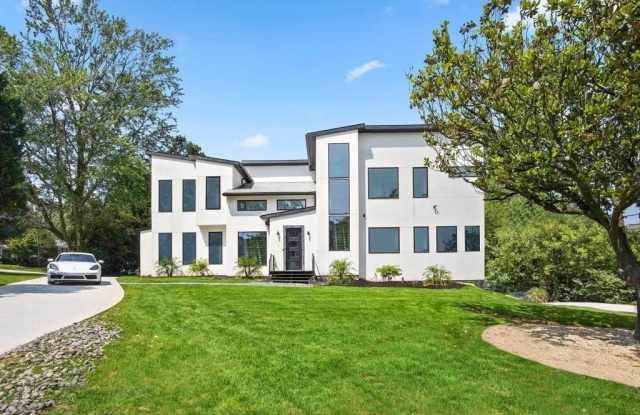 1756 Akin Drive NE photos photos