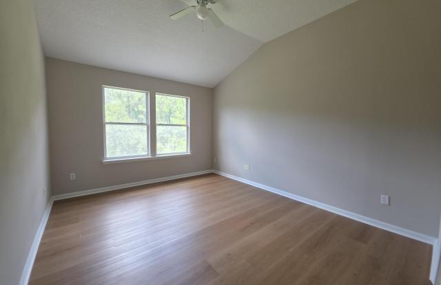 6070 BARTRAM VILLAGE Drive Gallery 2