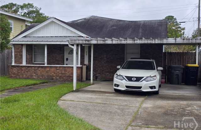 807 Bowden Street photos photos