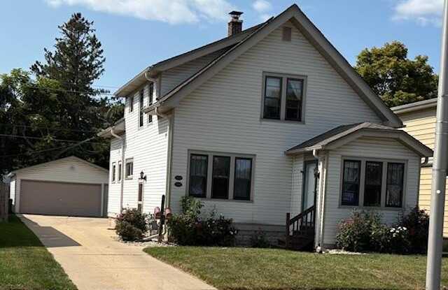 2449 S 68th St photos photos