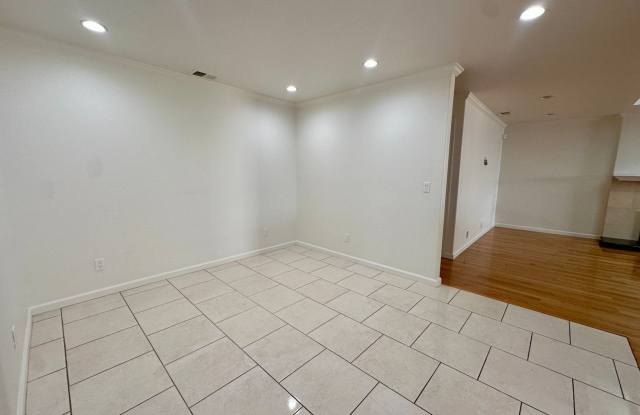 DESIRABLE 4 BEDROOM HOME LOCATED IN TOP TIER SCHOOL DISTRICT Gallery 4